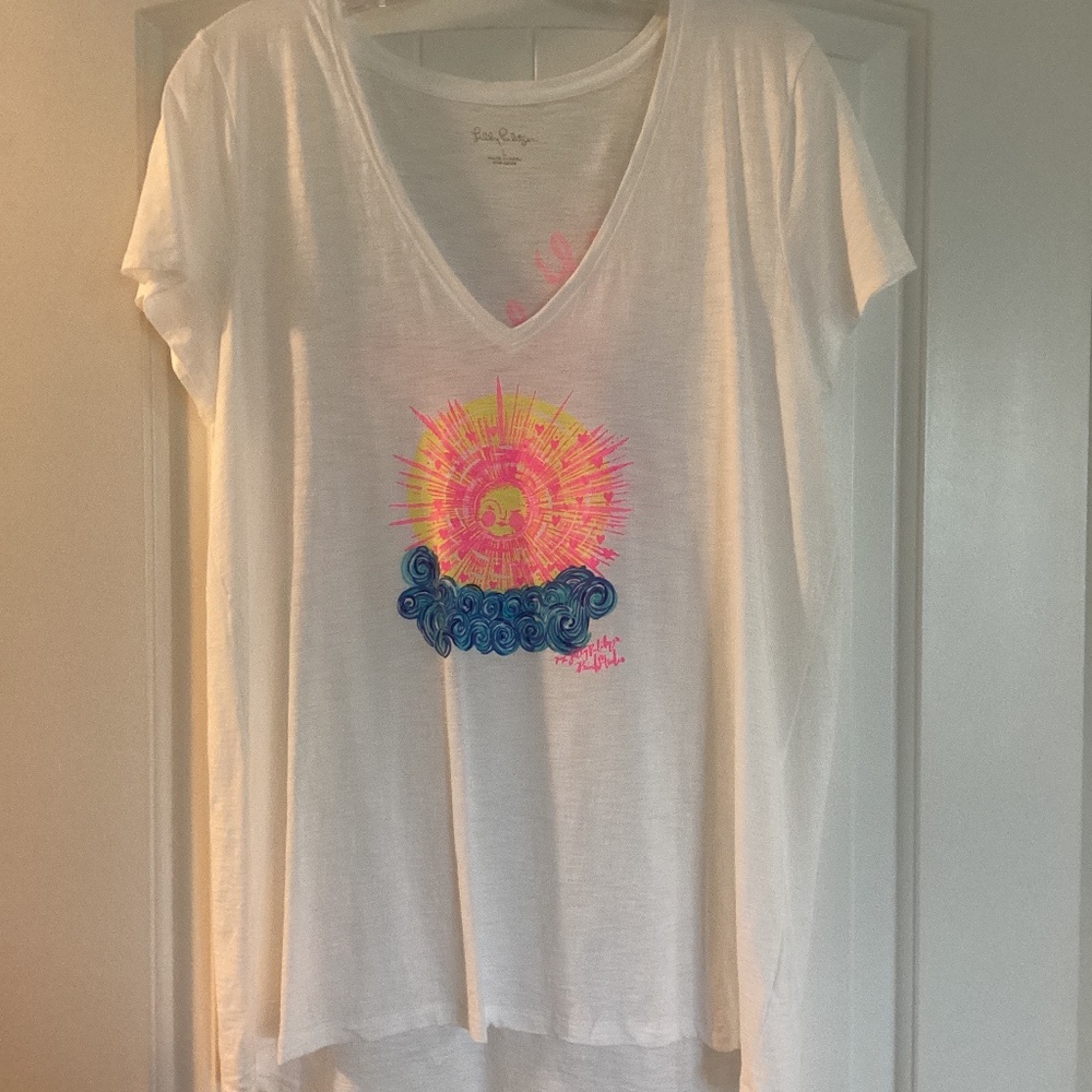 Lilly Pulitzer Be The Sunshine Tee Size L
